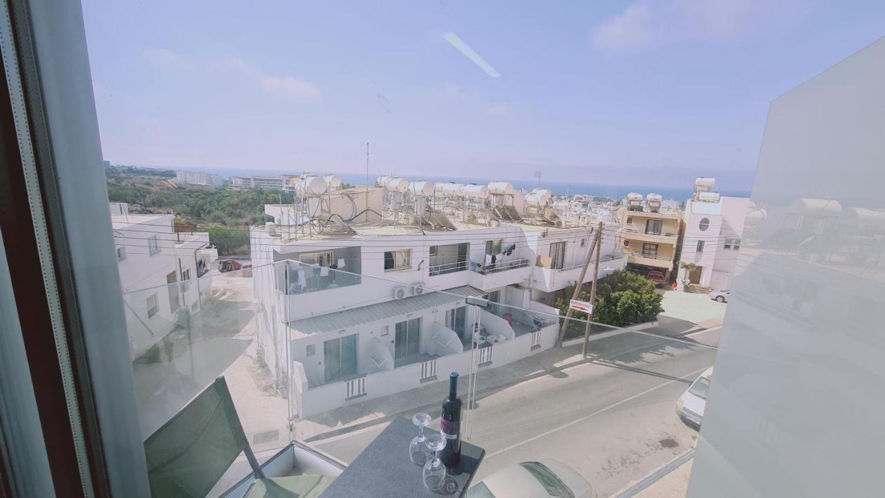 Stay Napa Living Studios Ayia Napa Esterno foto