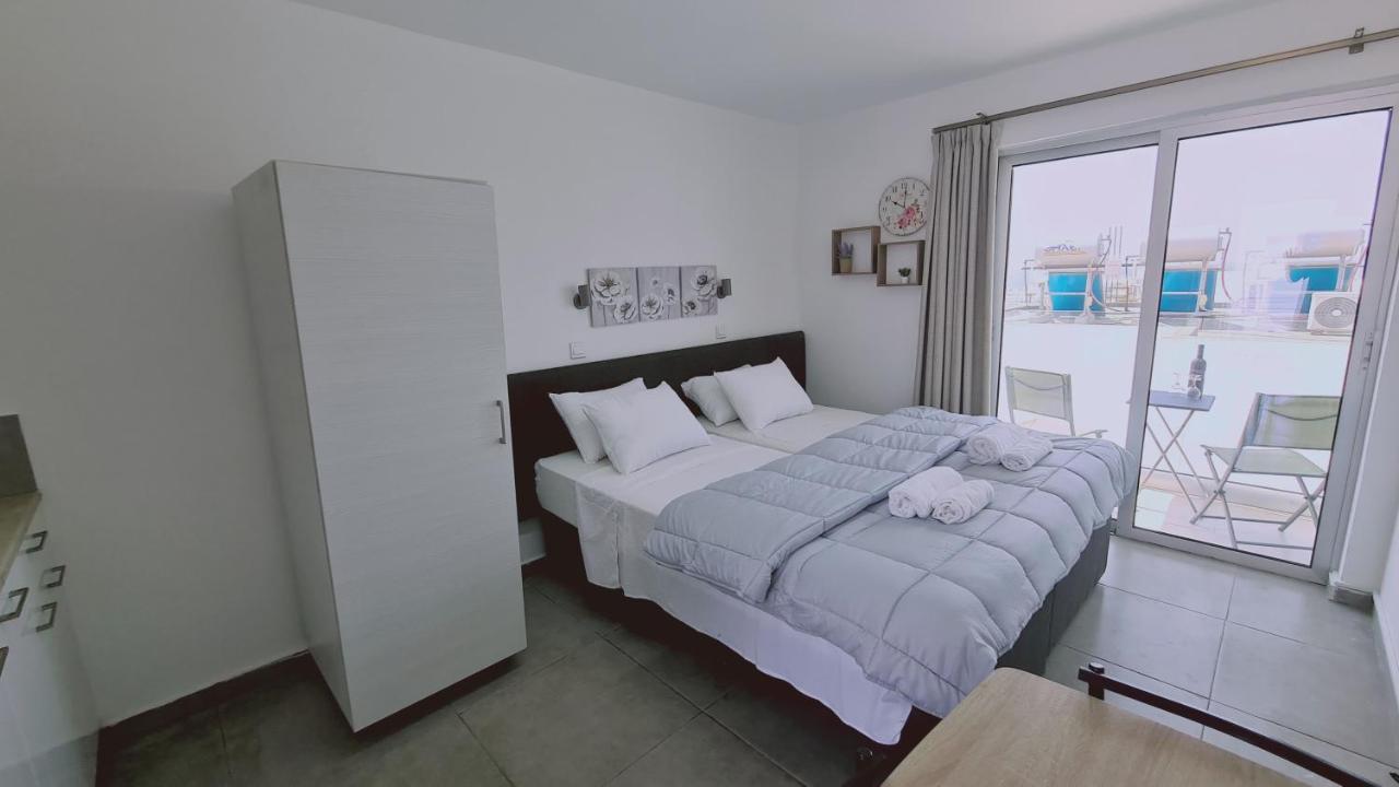 Stay Napa Living Studios Ayia Napa Esterno foto
