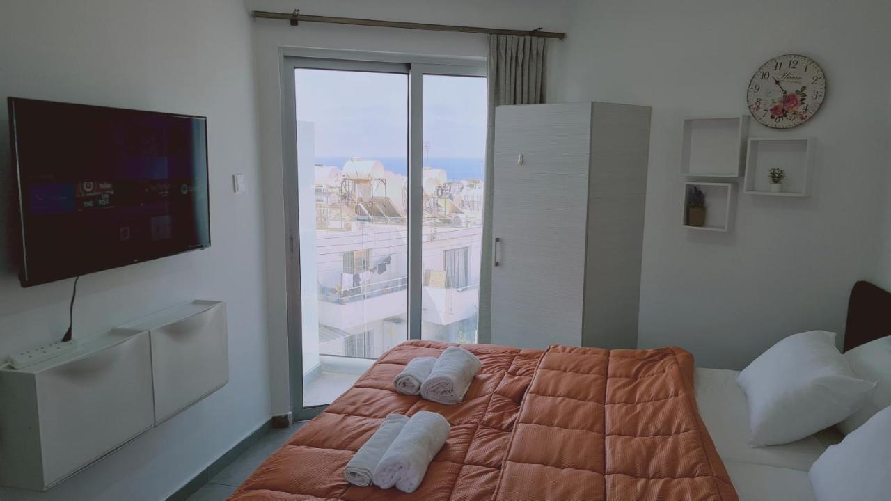Stay Napa Living Studios Ayia Napa Esterno foto