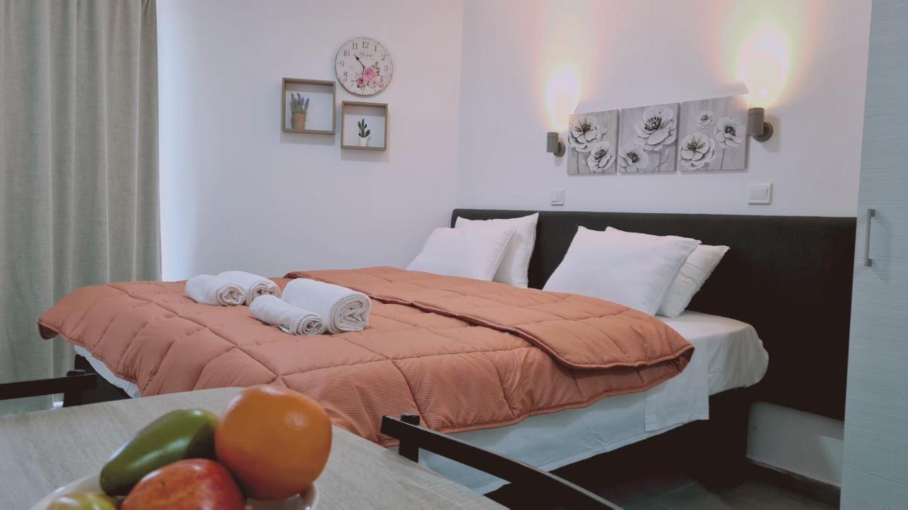 Stay Napa Living Studios Ayia Napa Esterno foto