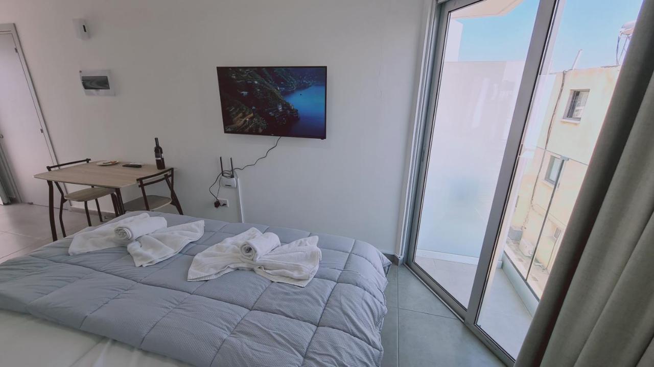 Stay Napa Living Studios Ayia Napa Esterno foto